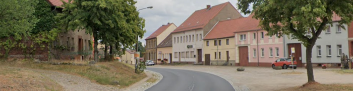 google.com-maps-juterbog-street view 